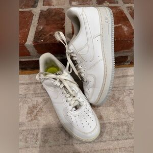 Nike Women’s White AIR force 1 Shoes Sz 10